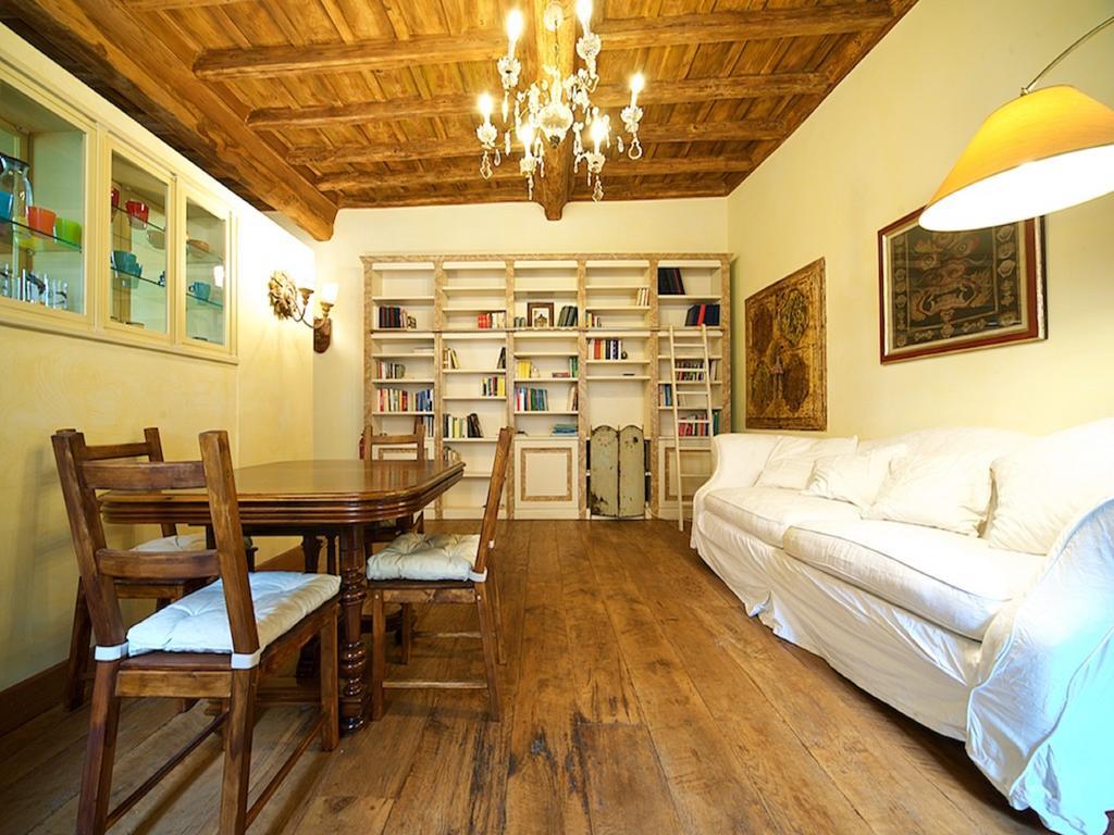 Charming Trastevere Apartment Рим Экстерьер фото