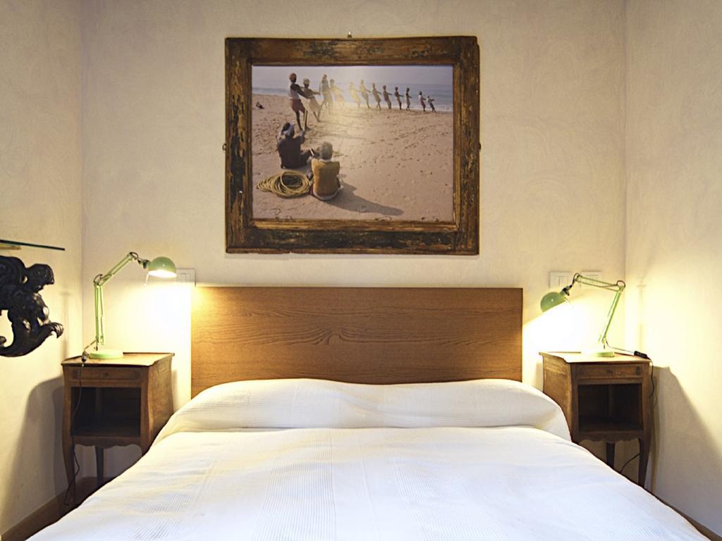 Charming Trastevere Apartment Рим Экстерьер фото